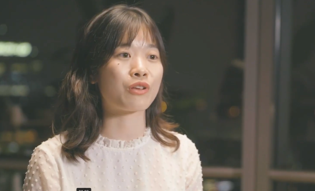 “AI界拼多多”刷屏！95后“天才少女”火了，雷军曾开出千万年薪抢人！